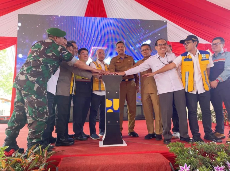 888����(�й���)���޹�˾����